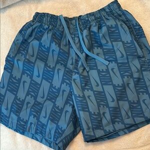 Nike Blue Patterned Boys Shorts, great condition. With pockets!